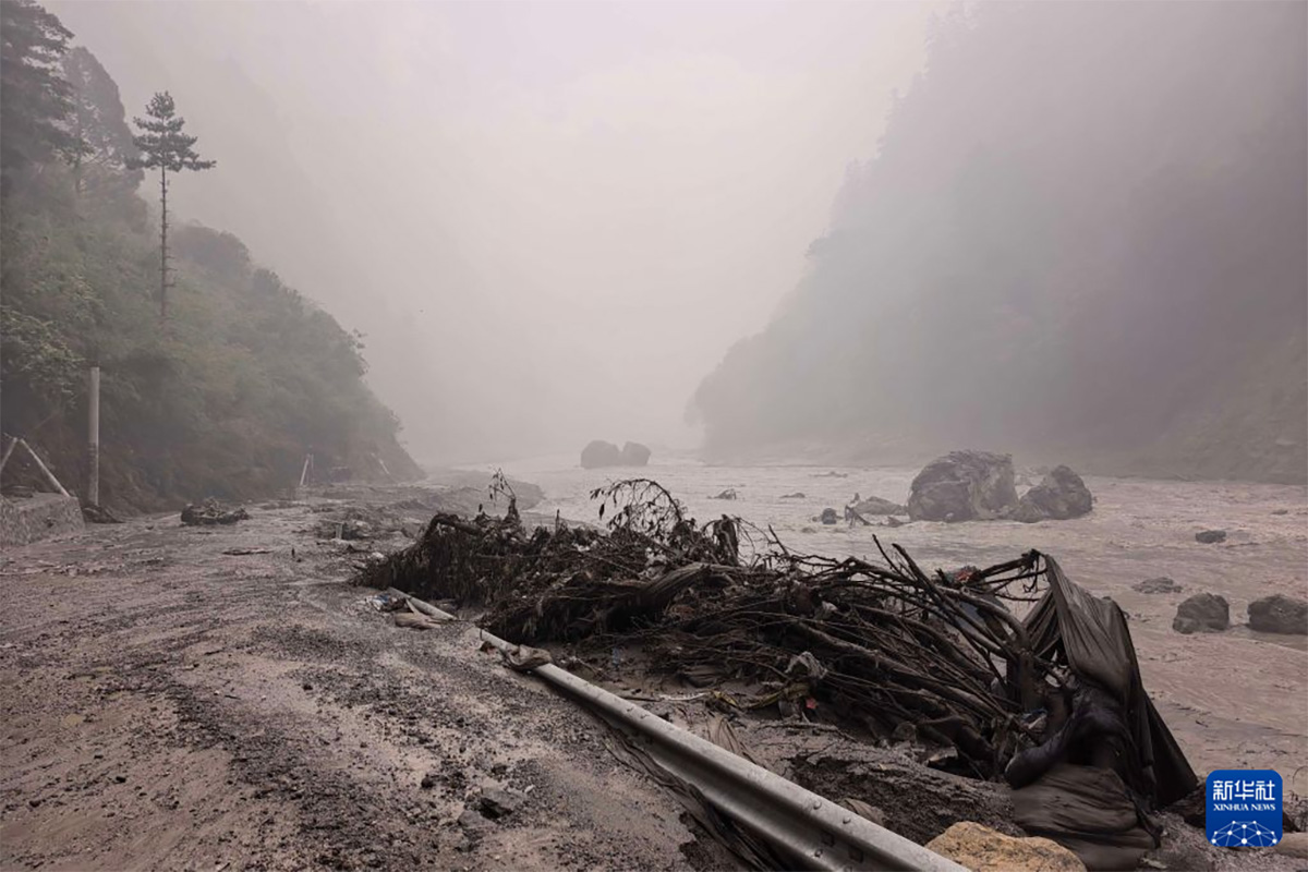 西藏吉隆泥石流原因查明：尼泊爾境內高山冰崩