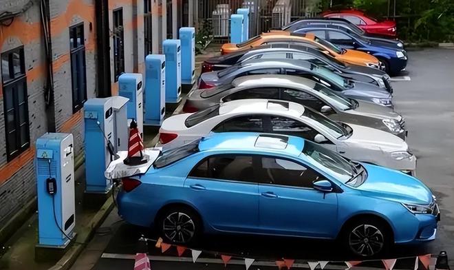 吳松泉：掌握新能源車替代燃油車的速度與節奏
