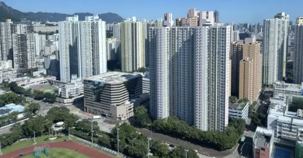 香港10月樓宇買賣升52.4% 