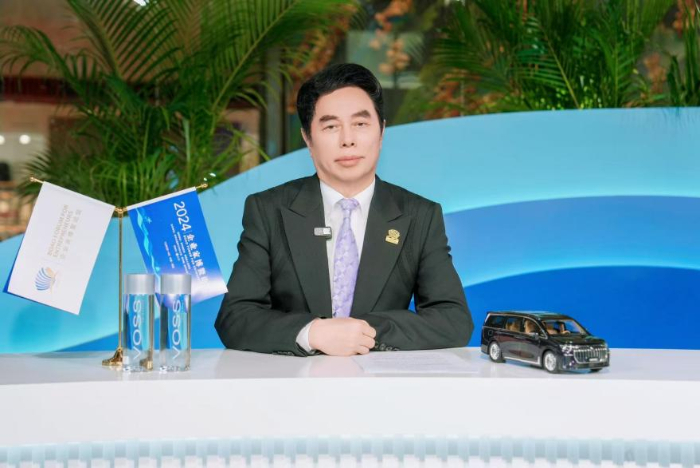 高德康：提「質」而上向「新」而行引領時尚功能新質潮流