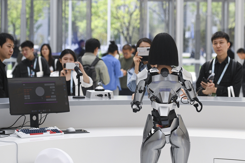 以科技創新引領新質生產力發展