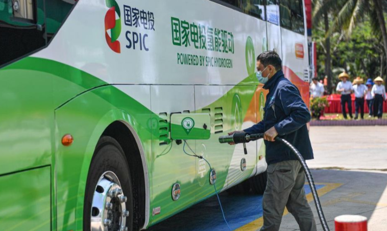  China strives to 