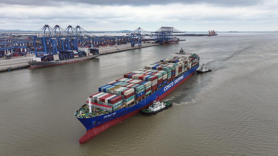 Container throughput at China's ports up 9 pct in January-April