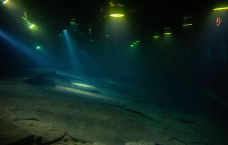 Espying millennium-old relics in China's underwater museum