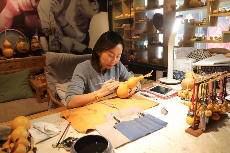 Sculpting the future: Youth-led revival of gourd carving