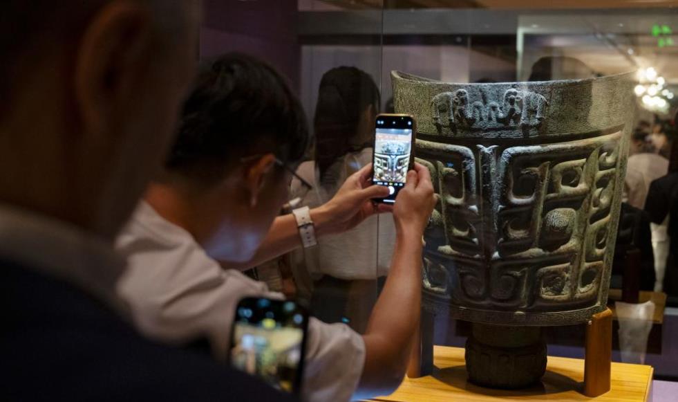 Exhibition on ancient bronzes kicks off in Macao