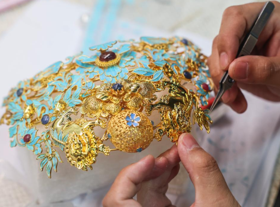 Art village helps to promote rural revitalization in China's Kuangyan Town